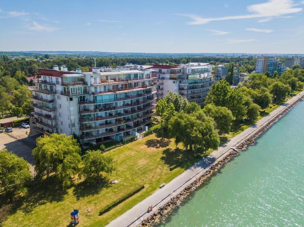 Apartman 511 Шіофок Екстер'єр фото